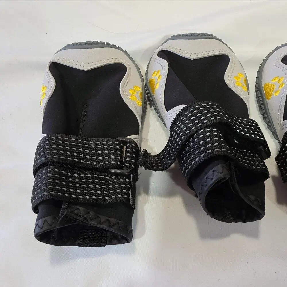Dog Shoes for Large Medium Dogs Boots for Hot Pavement Size 7 set of 4 New B8